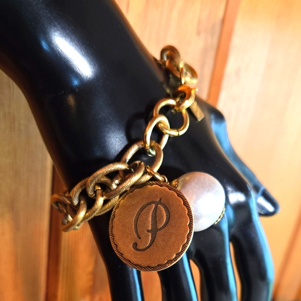 Maximal Art John Wind Design Sorority Gal Cotton Pearl Initial 'P' Bracelet